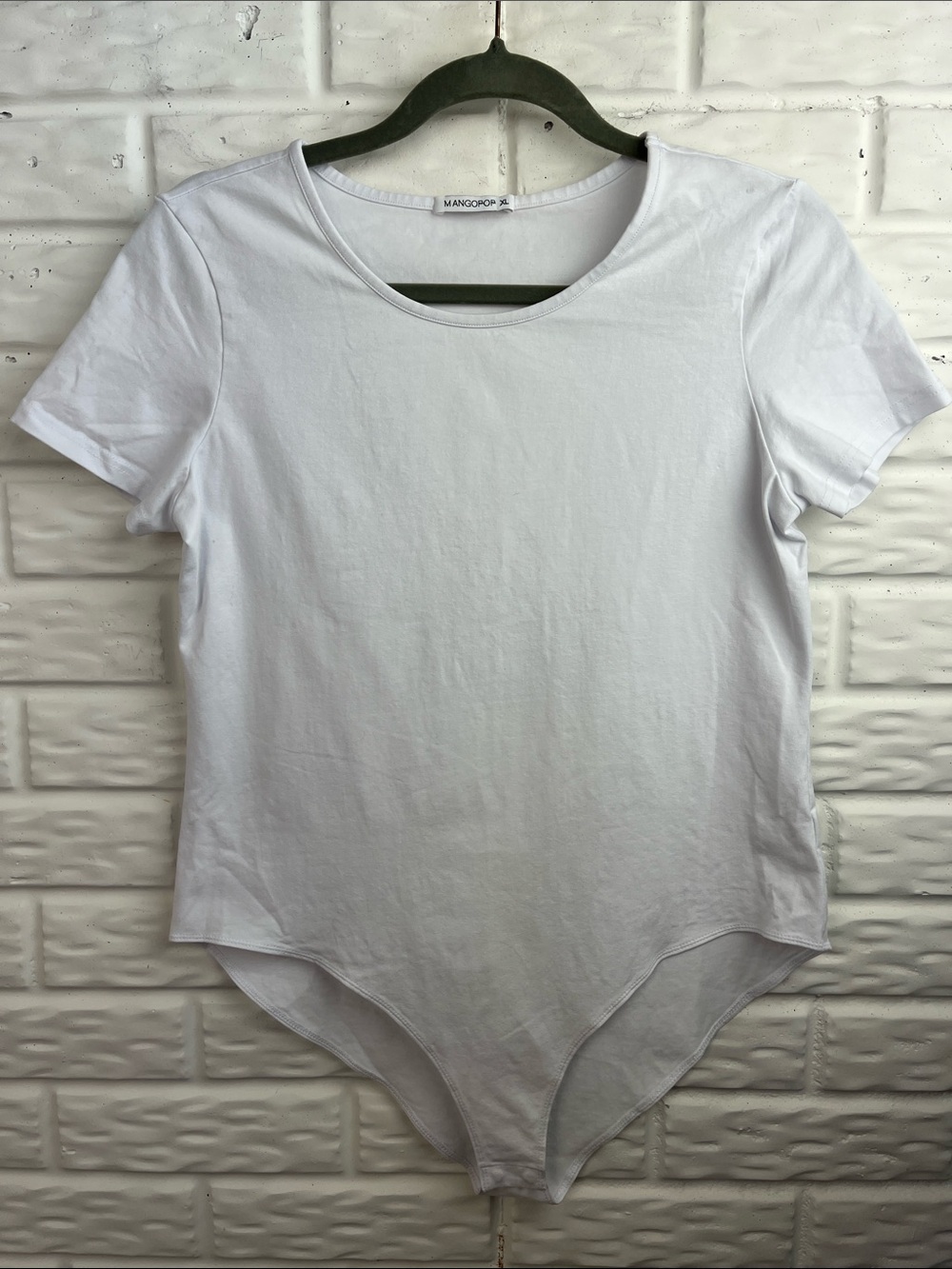 MANGOPOP BODYSUIT WHITE CREW NECK SHORT SLEEVE FULL COVERAGE SZ XL NWOT